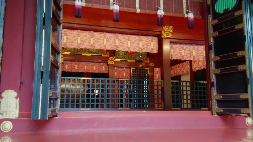 Famous Shinto Shrine in Tokyo - the Nezu Jinja in Bunkyo