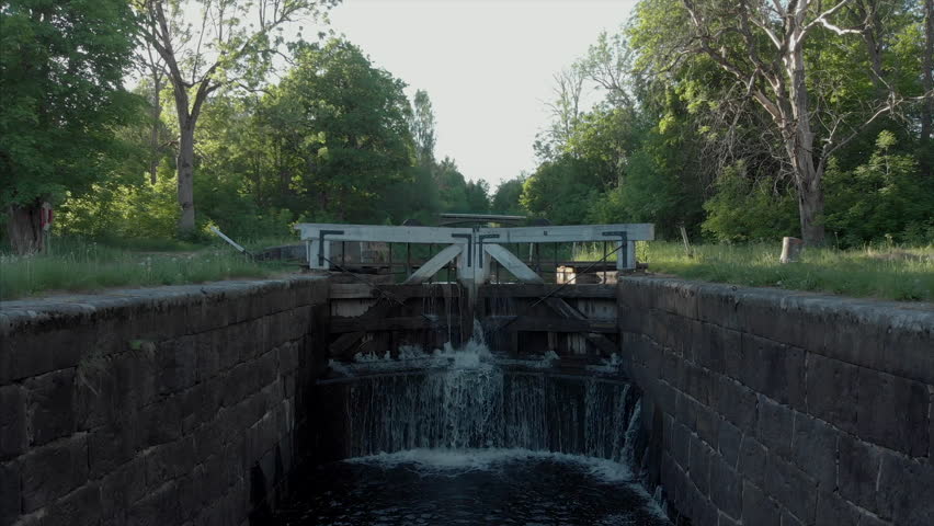 Drone footage from an old stone canal with a pound lock, only a couple of minutes from my home on a really tranquil summer evening