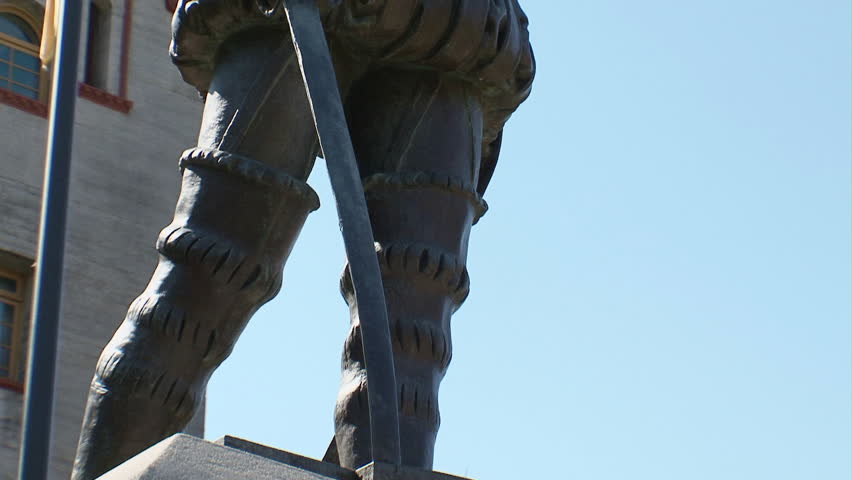 Tilt of statue of Spanish admiral Don Pedro Menendez de Aviles, founder of St. Augustine, Florida