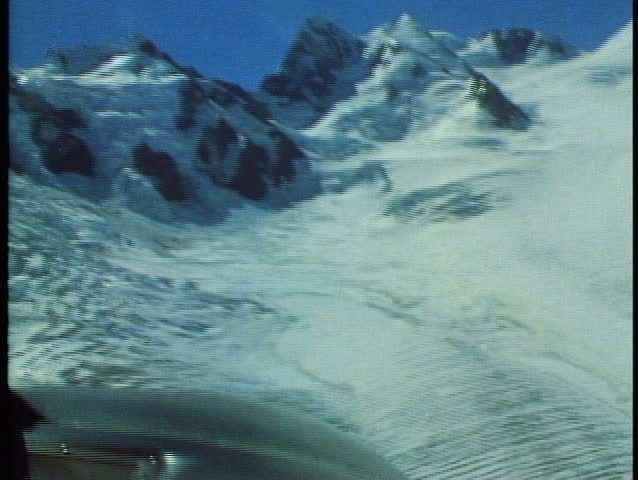 MOUNT COOK, NEW ZEALAND, 1985, Southern Alps, Cessna, POV landing on glacier