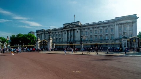 Buckingham Palace Hyperlapse in London City in Summer