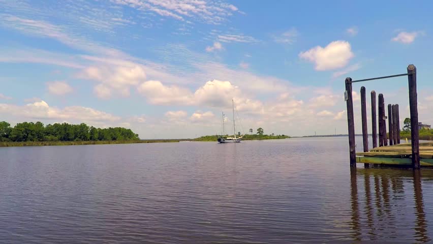 TimeLapse of an abandoned boat getting ready to beed, off of a pier in Pascagoula, Mississippi