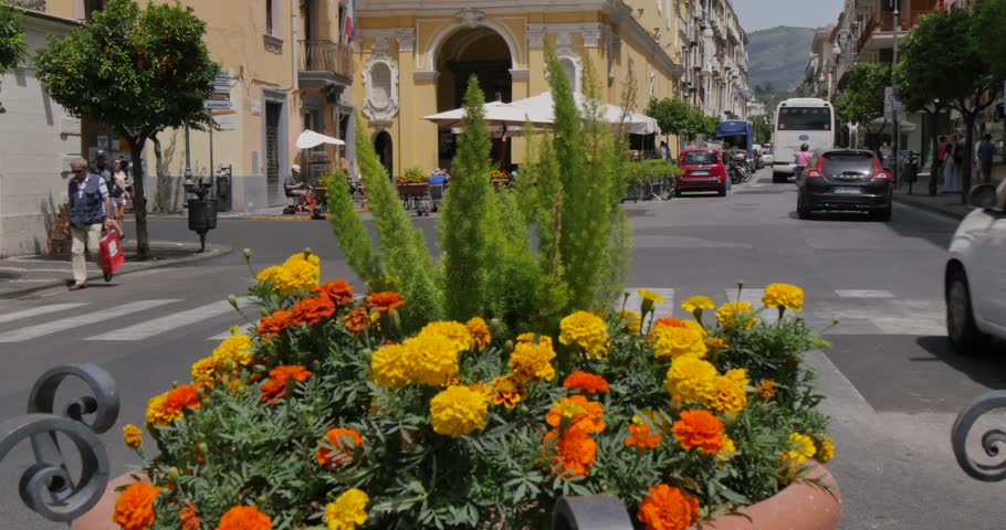 Piazza Tasso, Sorrento, Costiera Amalfitana (Amalfi Coast), UNESCO World Heritage Site, Campania, Italy, Europe