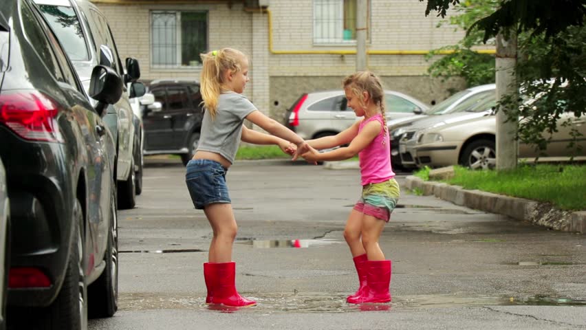 filles en bottes