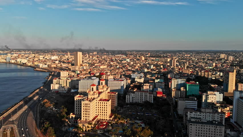 Cuba Havana v51 Panoramic cityscape view from hotel to water 4/18