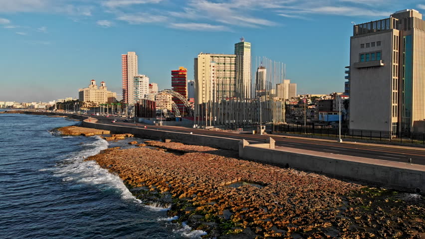 Cuba Havana v40 Low birdseye view of waterfront near embassy 4/18