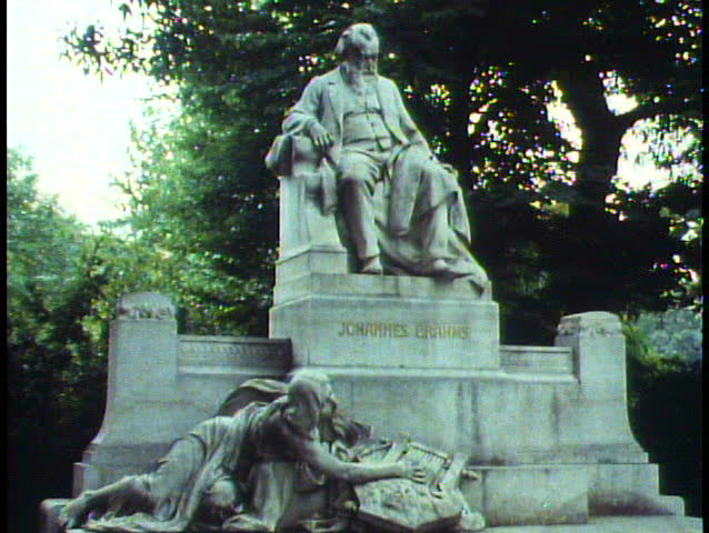 VIENNA, AUSTRIA, 1988, Great Viennese composer statues, Brahms