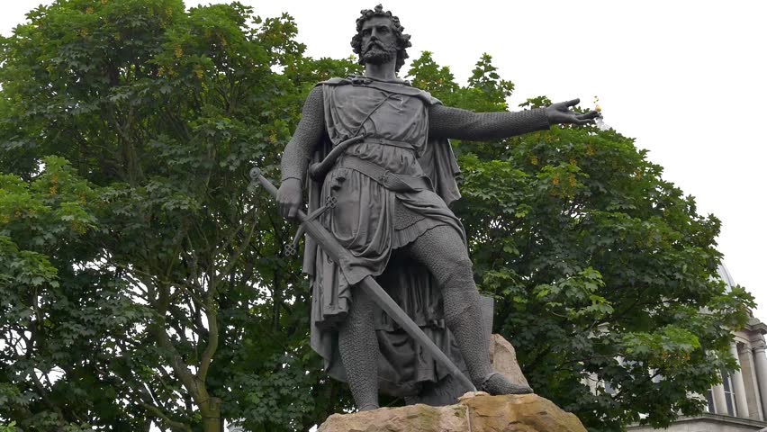 Statue of William Wallace in Aberdeen, Scotland.