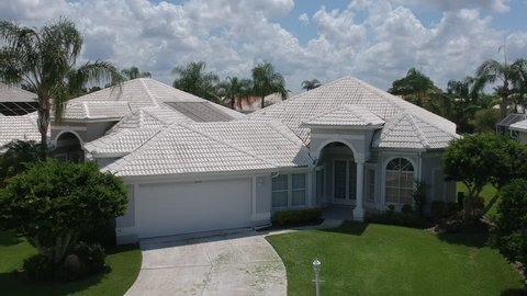 Aerial view of a residential neighborhood in Sarasota Florida