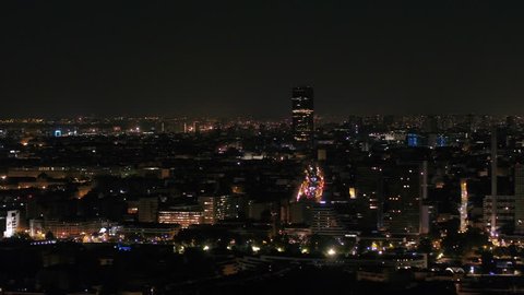 Aerial France Paris August 2018 Night 90mm Zoom 4K Inspire 2 Prores

Aerial video of the of financial district in Paris at night with a zoom lens