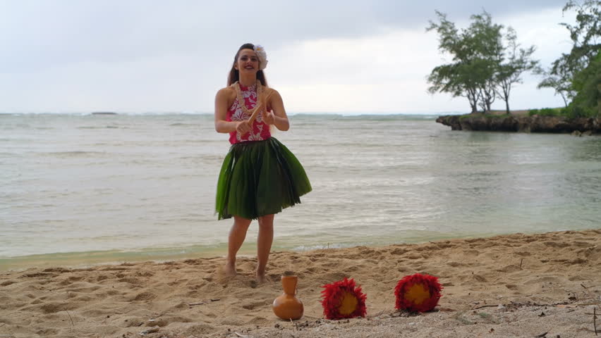 Hawaii hula dancer in costume dancing at island 4k