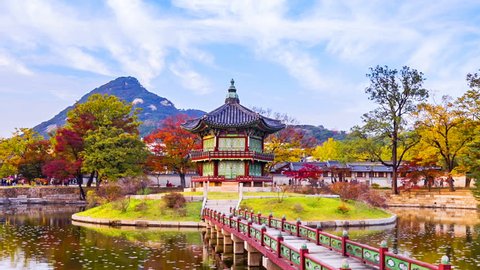 Autumn of Gyeongbokgung Palace in Seoul City,South Korea.Timelapse 4k