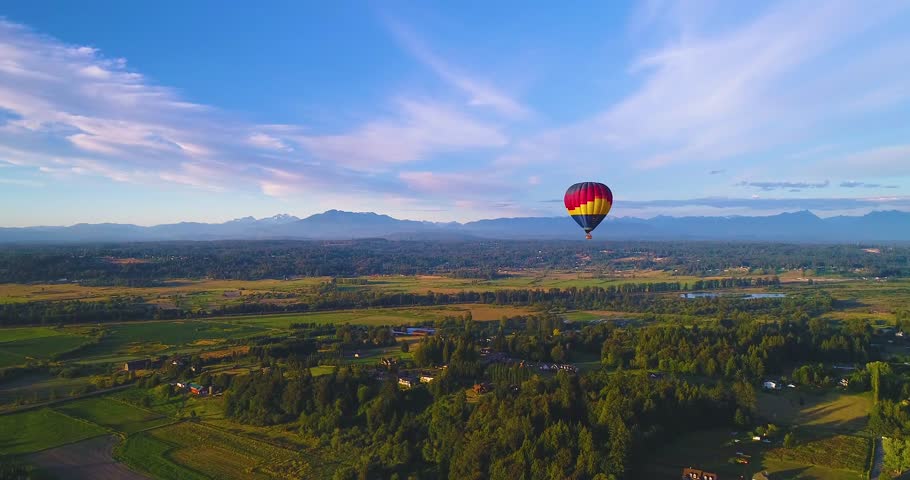 Hot Air Ballon Above Washington