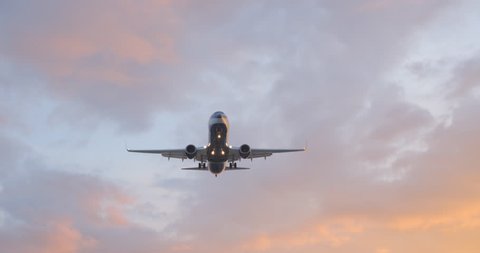 GENEVA, SEPTEMBER 2018 : « British Airways » Airplane impressive take off / landing flying overhead at dusk, 4K DCI PRORES HQ