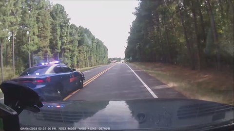 Dangerous Driver leads police on a chase into head on traffic.