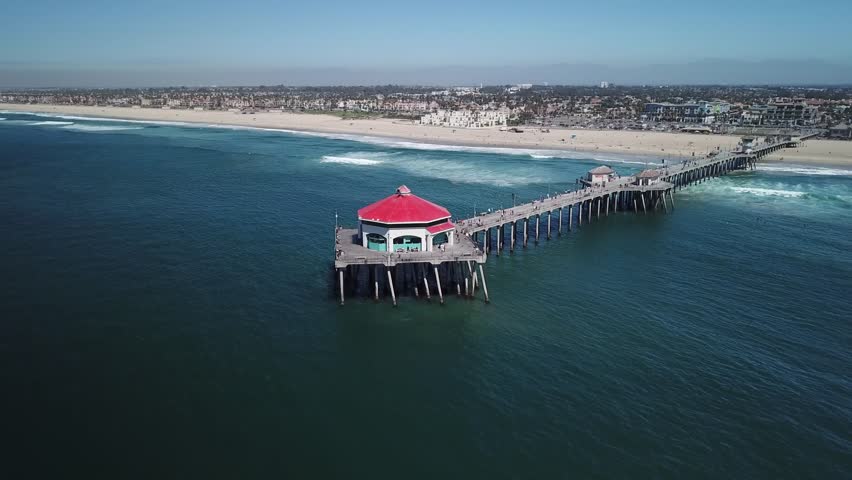 landscape-and-ocean-in-huntington-beach-california-image-free-stock