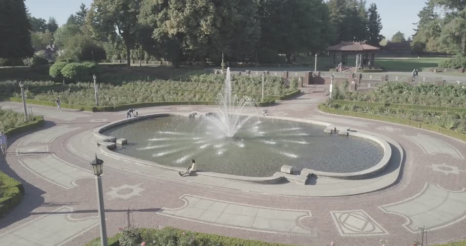 Peninsula Park located on Rosa Parks Way in Portland Oregon place for picnics baseball, wading, and roses