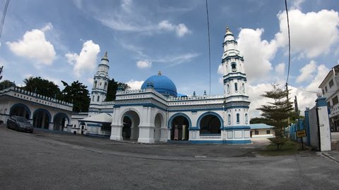 IPOH, MALAYSIA - 9 OCT 2018 . The timelapse of The  beautiful Panglima Kinta Mosque located in Ipoh Perak, Malaysia. 