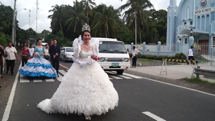 reyna elena gowns for sale
