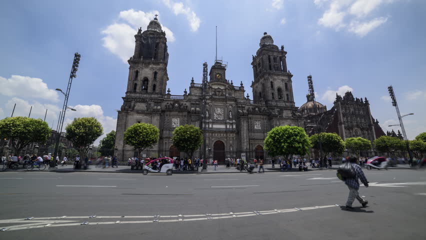 4K High quality Timelapse/Hyperzoom of a Cathedral of the city of Mexico.