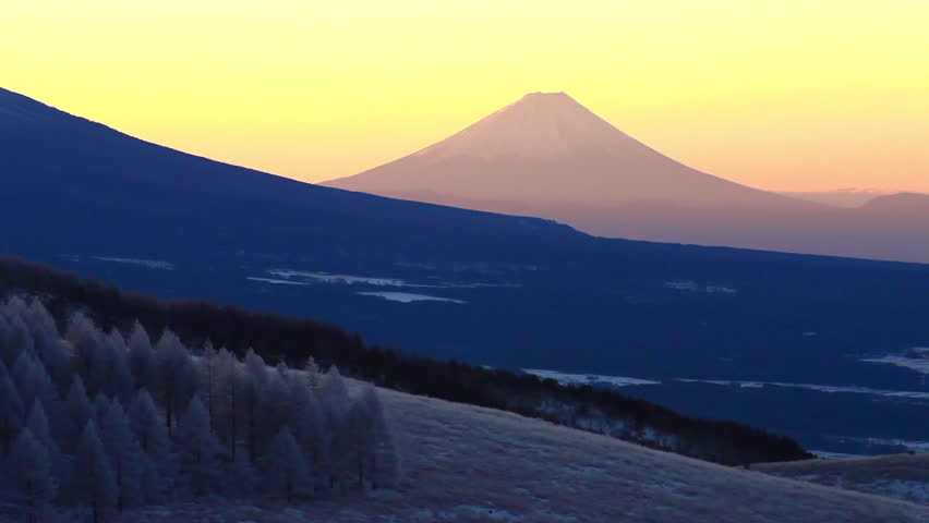 Kirigamine Plateau in Nagano Prefecture, Japan. All in winter morning is wrapped in fog ice.