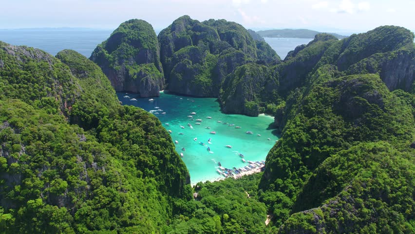 Aerial view of iconic tropical Maya Bay,Phi Phi islands, Thailand Royalty-Free Stock Footage #1018291603