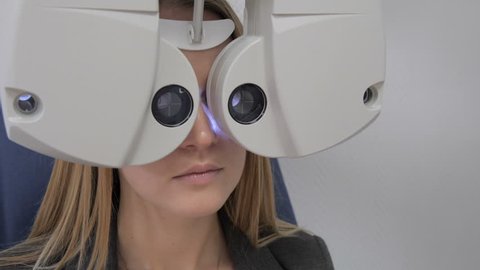 Eye examination of girls with the help of modern technology