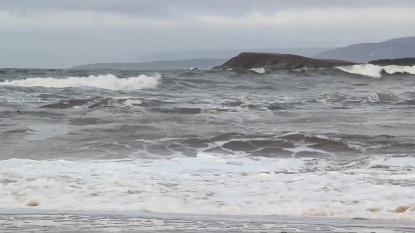 Ocean waves crashing on the beach