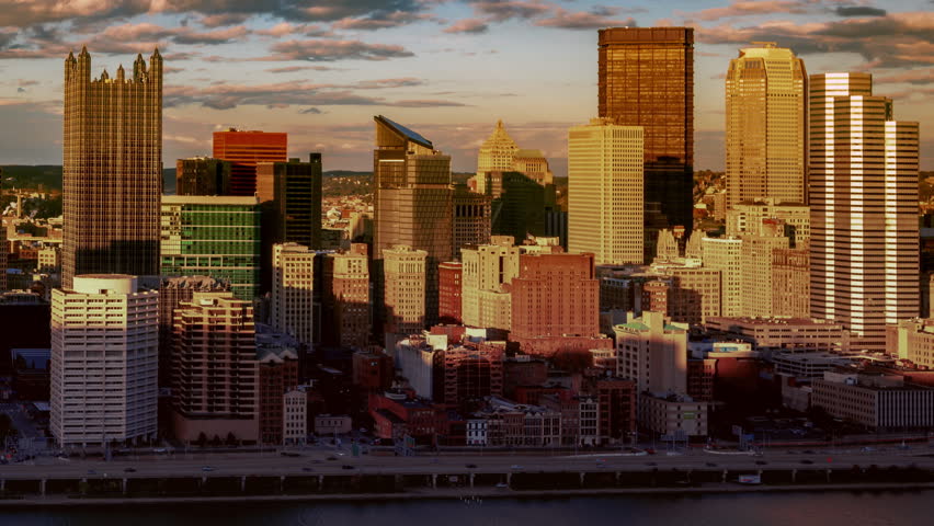 4k Time lapse of Downtown Pittsburgh At Sunset With Clouds