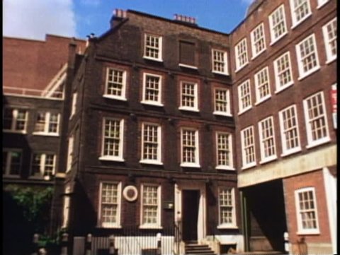 LONDON, ENGLAND, 1976, Samuel Johnson House