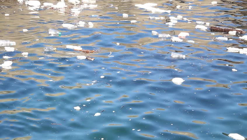 Environmental problem of styrofoam rubbish pollution in ocean