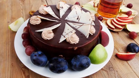 Big Whole Frost Chocolate Cream Video De Stock 100 Libre De Droit Shutterstock