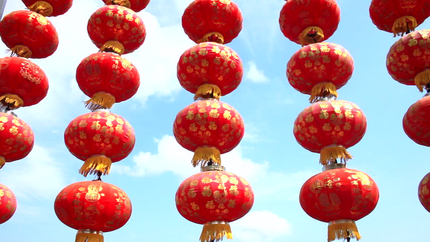 hanging chinese lanterns