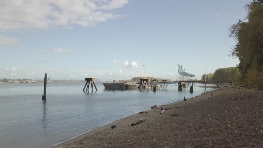 Kelly Point Park located on the Columbia and Willamette River in Portland Oregon