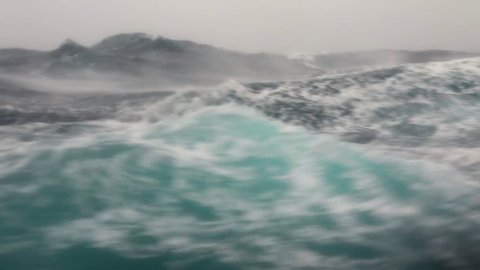 Storm in the Drake passage (
storm in the ocean)