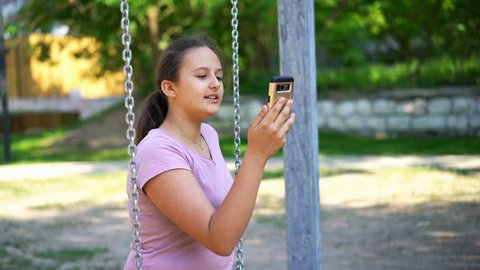 Selfie busty teen Emily Ratajkowski