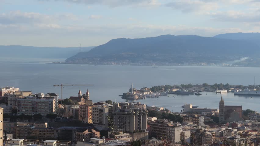 Port of Messina, Sicily Italy - Time Lapse - 
