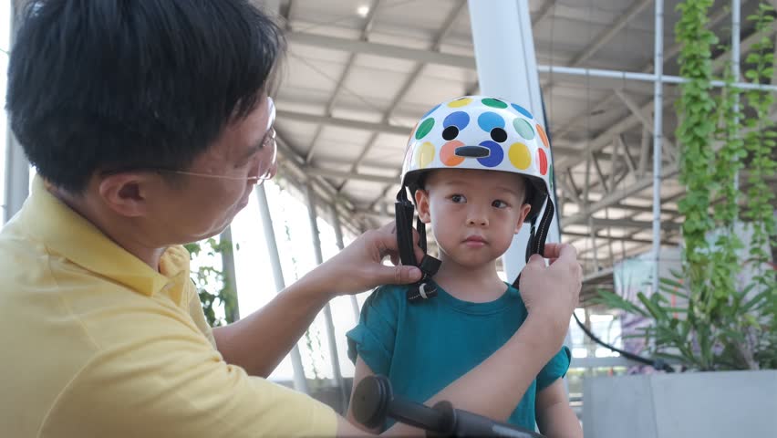 helmet for 2 year old boy