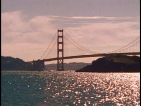 SAN FRANCISCO, CALIFORNIA, 1979, Golden Gate Bridge, silhouette, classic view