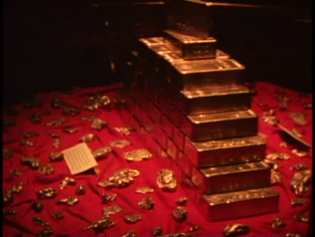 SAN FRANCISCO, CALIFORNIA, 1979, U.S. Mint, gold bar display, wide shot, bullion