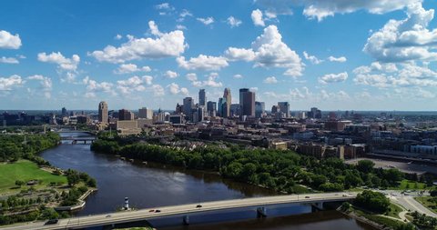 Minneapolis Skyline - Dronelapse