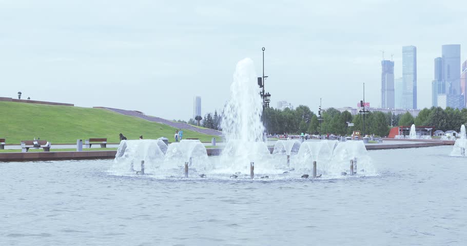 RUSSIA, MOSCOW - Jule 15, 2018: Fountain in Victory Park on Poklonnaya Hill in Jule 2018 in Moscow Russian Federation