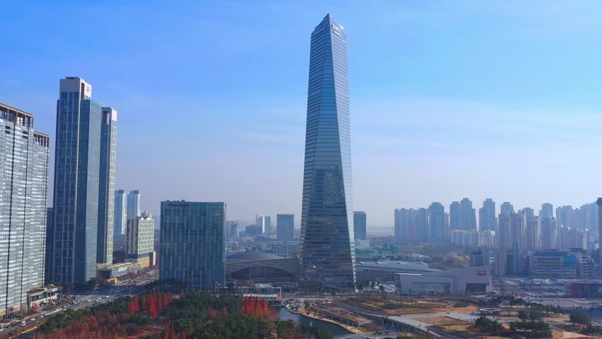 Skyline of Incheon and landscape from Songdo Central park, South Korea ...