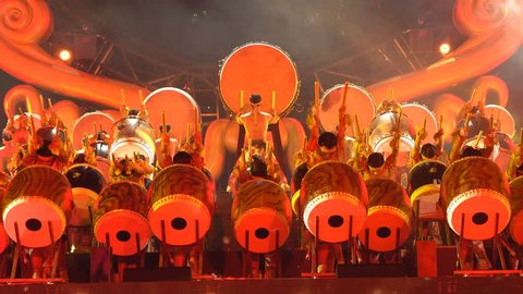 11th Nov 2018. Bangkok, Thailand. Thai traditional drum performing at tourism festival in Bangkok, Thailand.  