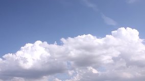 Time lapse clouds, blue summer sky, clear weather, fluffy, puffy cloudscape, horizon panoramic view in sunny day, beautiful fast moving after rain cloudy time.