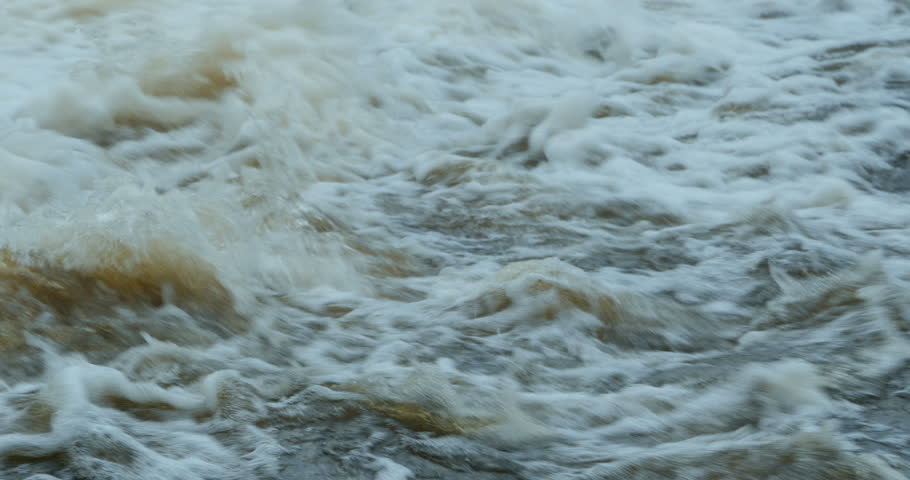 Вода в белой глине. Белая вода. Бхилава белая вода