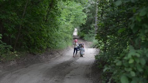 Children draw in the forest