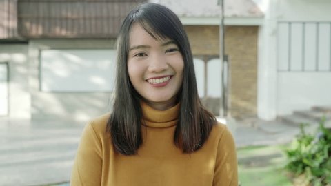 gorgeous young beautiful asian business woman Stock Footage Video (100%