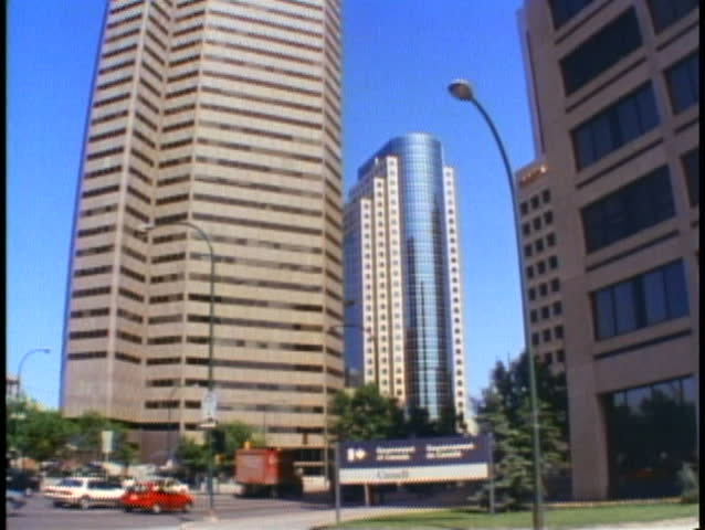 WINNIPEG, MANITOBA, 1990, Skyline, buildings, traffic, wide shot