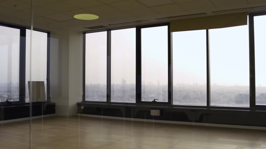 Empty vacant meeting room with view to the city - luxury office with no people - brand new or abandoned building during foreclosure or financial crisis in market closed shut business or company Royalty-Free Stock Footage #1023649015